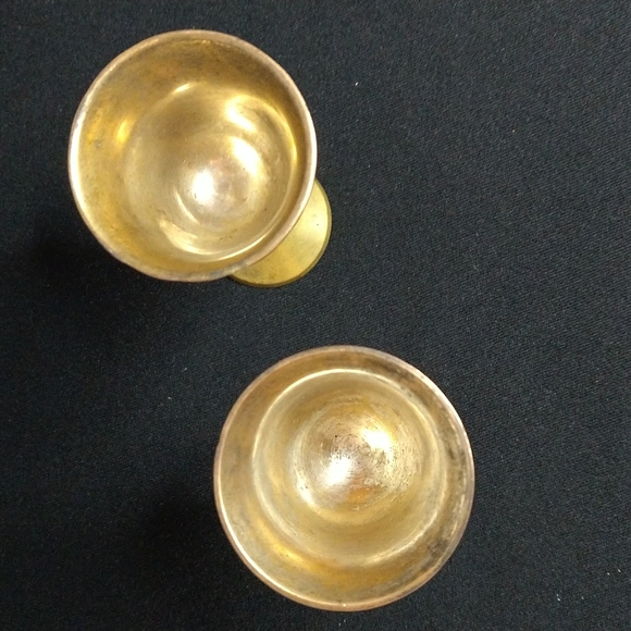 Vintage 1950’s/60’s Solid Brass Mini Goblet Set of two - Picture 2 of 5